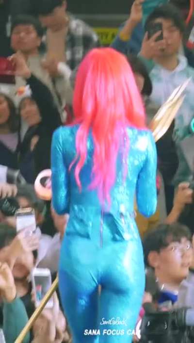 Sana 🍑🔥
