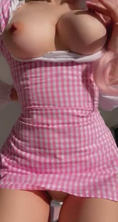 My Japanese body looks amazing in this dress