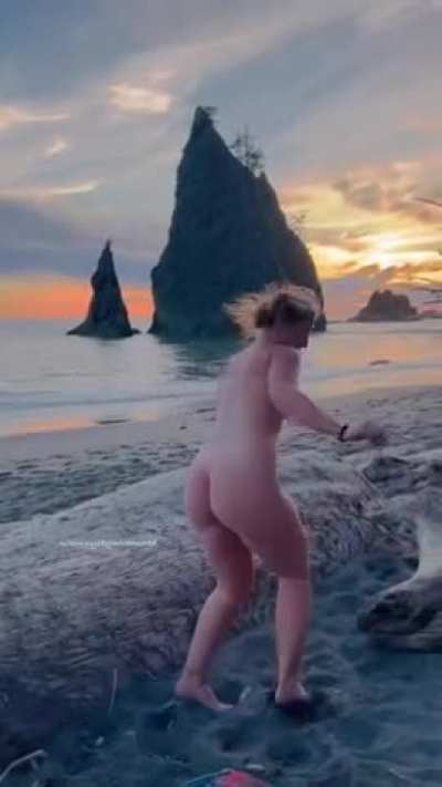 Shaking it on the beach