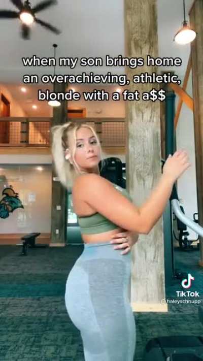 @haleyschnupp