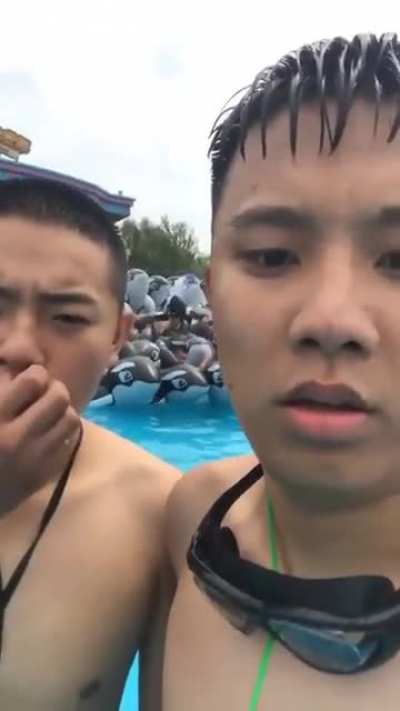 Wave pool!