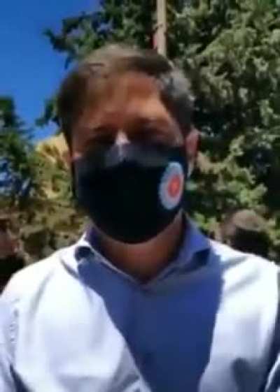 Miles de bonaerenses se preguntan si ¨Quizás hayamos votado a un retrasado¨ luego de escuchar a su gobernador hablando.