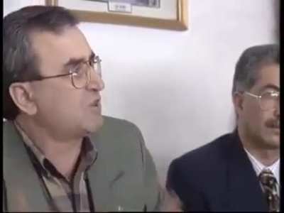 Bir ara Enver postları atan mallar vardı bir de bayağı bir salak milliyetçi potansiyeli var.Birakayim lazım olur belki birilerine yol gösterir.