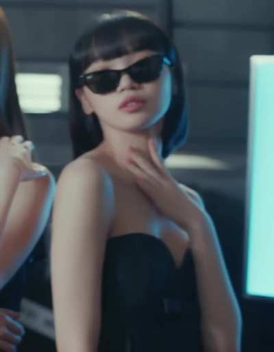 Chaewon of LE SSERAFIM