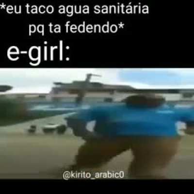 A água Tava fedendo uai