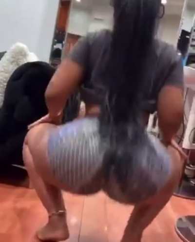 👀