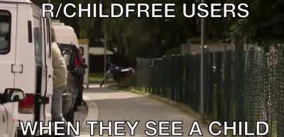 Free child😳😳