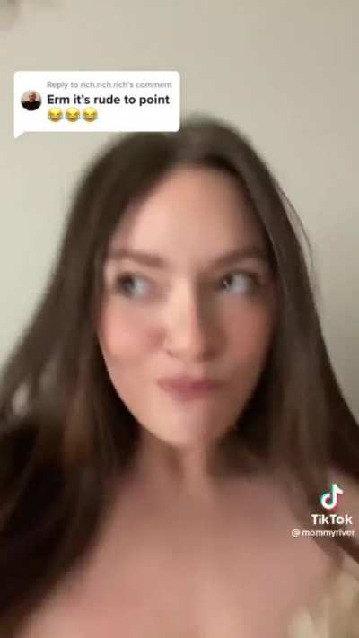 New Foopahh trend on TikTok has women put their bare nipple close to the camera and out of focus