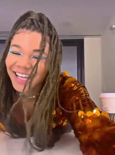 No bra