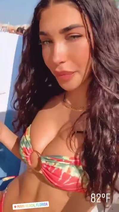 😋