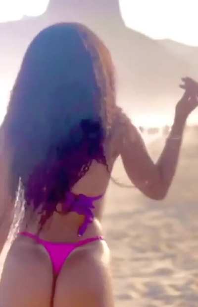 Julia Onyx