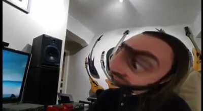 Eis que te pegam vendo coisas +18 e vc tenta disfarçar: