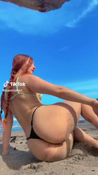 butt cheeks & beach sand perfect combo