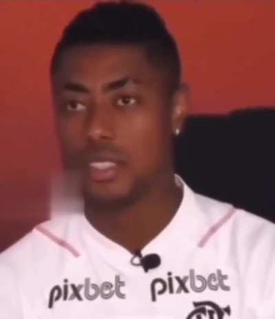 Craque Bruno Henrique se defendendo no tribunal.