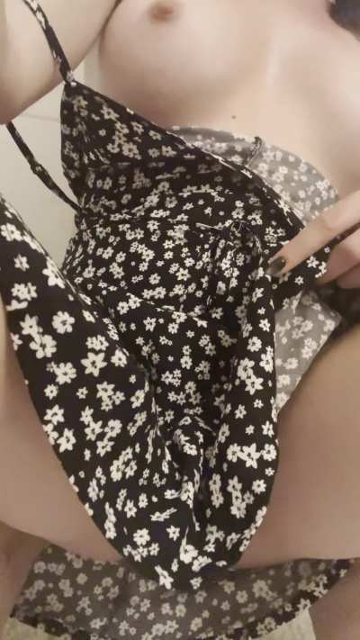 No panties can cover my lips