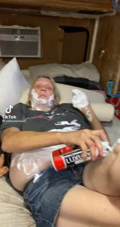 Self Tik tok