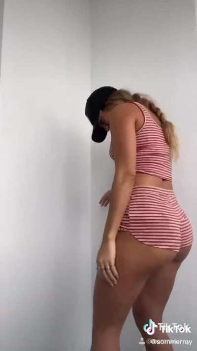 🎂