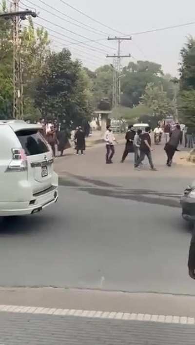 UET students fight