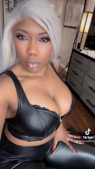 Blondes do have more fun