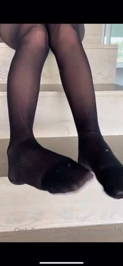 Malu feet pack vids