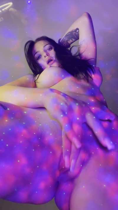 Come to spank me