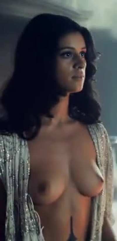 Anya Chalotra