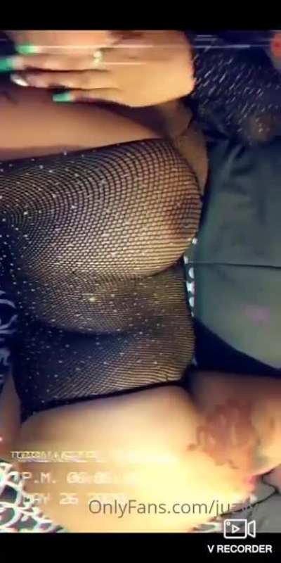 Lil fishnet or whateva from J@smi<wbr>neNic<wbr>h0lle<wbr>__ Super light lol