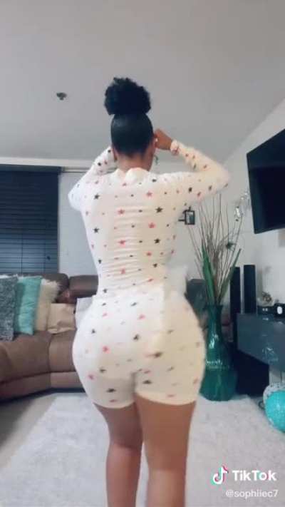🥲