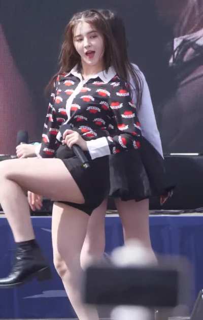 Nancy 💛