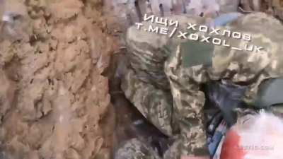 Ukrainian soldiers in trench being attac<wbr>ked/k<wbr>illed<wbr>. Unknown location and time. NSFW.