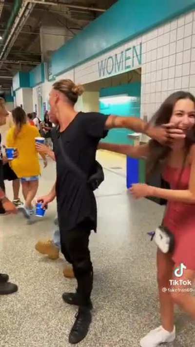 A tiktoker confronted jay alvarrez about using coconut oil, finally