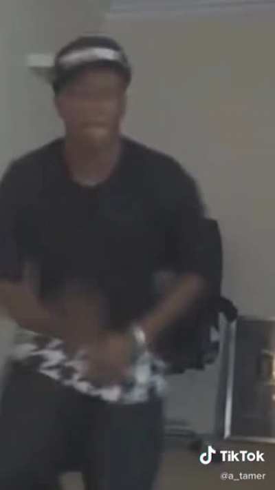 jjs got some moves