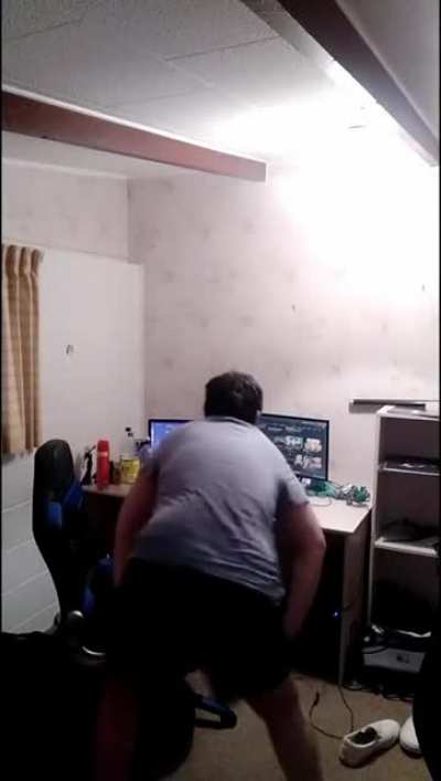 Holotards when The Grim Reaper is a Livestreamer comes up. (Edit by Raidsmash from discord and big fat ass by u/skalerz)