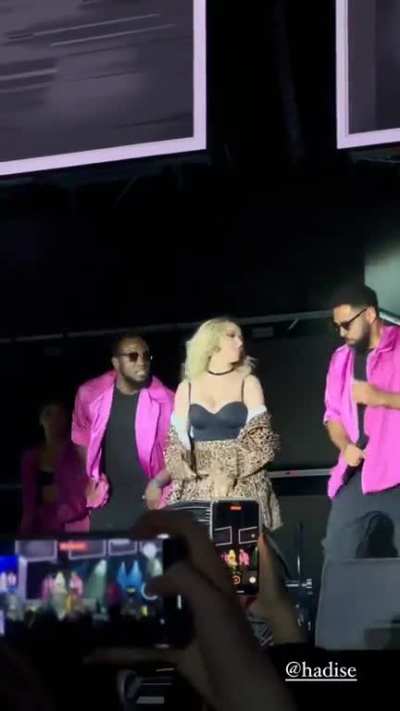 Hadise 