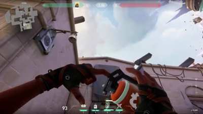 Not a lot of people know this, but you can throw grenades+mollies through this hole. it takes a bit but is useful for clearing behind the door if you hear them breaking it :D