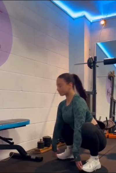 POV: You see me in the gym Xx