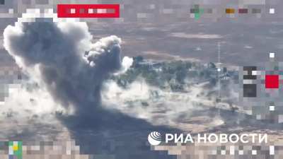 RU POV: FAB-500 strikes on Ukrainian position on the right bank of the Dnieper River.