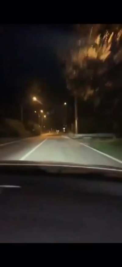 Cool kid driving in 160 and dont know the street