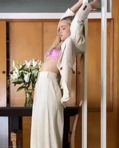 Dove Cameron 🥵🤤