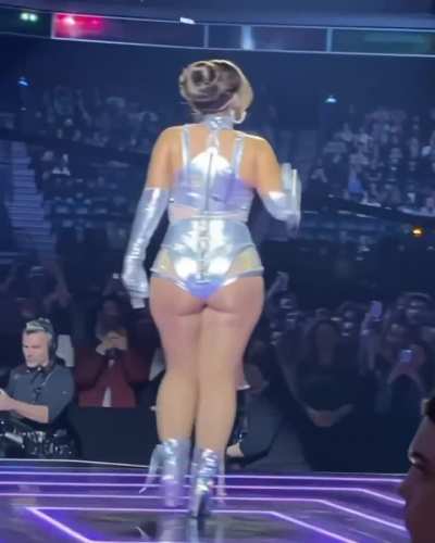 Nelly Furtado 