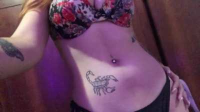 do you want to see my big naturally tits? i’m active 😏 subscribe for FREE! link in comments