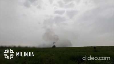 Ukraine: Ich habe mir mal die Mühe gemacht und ein paar clips der PzH 2000 zusam<wbr>menge<wbr>schni<wbr>tten. Ich trage keine Verantwortung für die verwendete Musik.