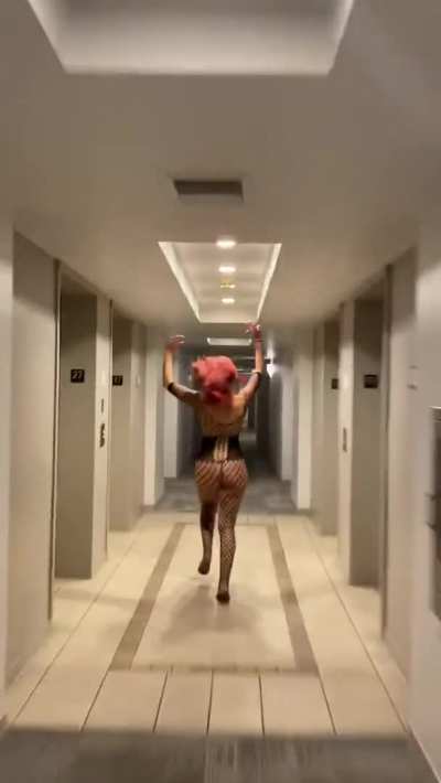 Behind the Scenes Warmup