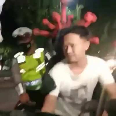 Man gets 'punishment' for not complying with the mask regulations