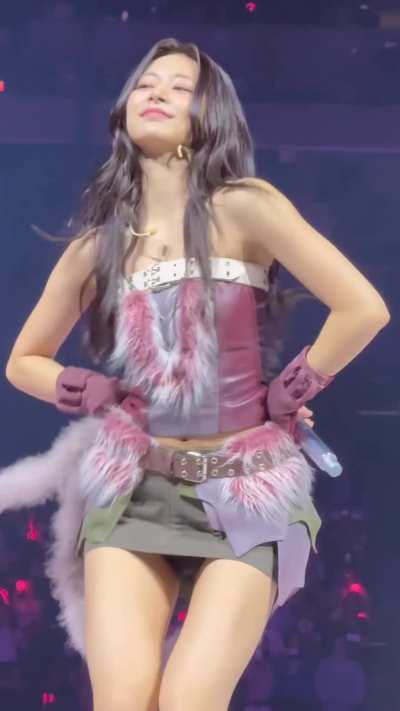 TWICE - Tzuyu