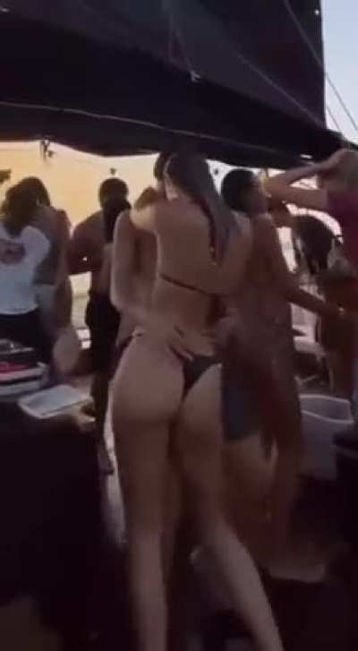 Jiggle 