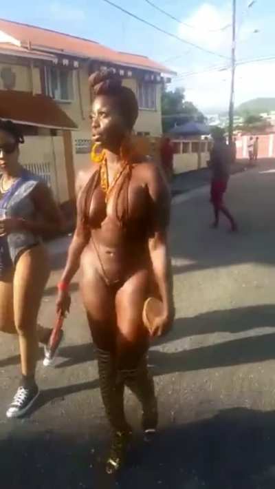 she became a celebrity for the day because of her body