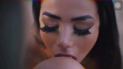 jully Queiroz