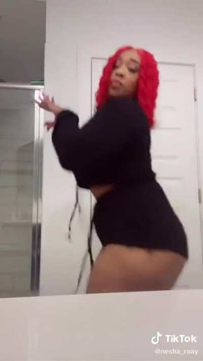 🥴