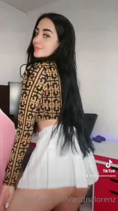 Ariadna Lorenzana